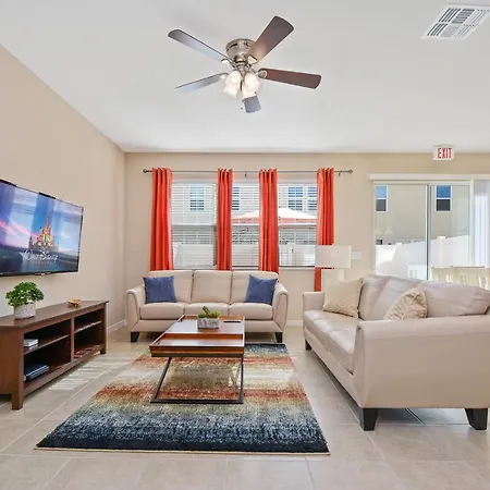 Four Bedrooms Townhome 5120
